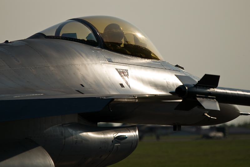 083_Radom_Air Show_General Dynamics F-16AM Fighting Falcon.jpg